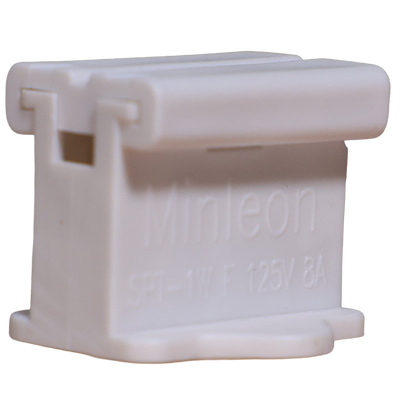 White Female Plug SPT-1