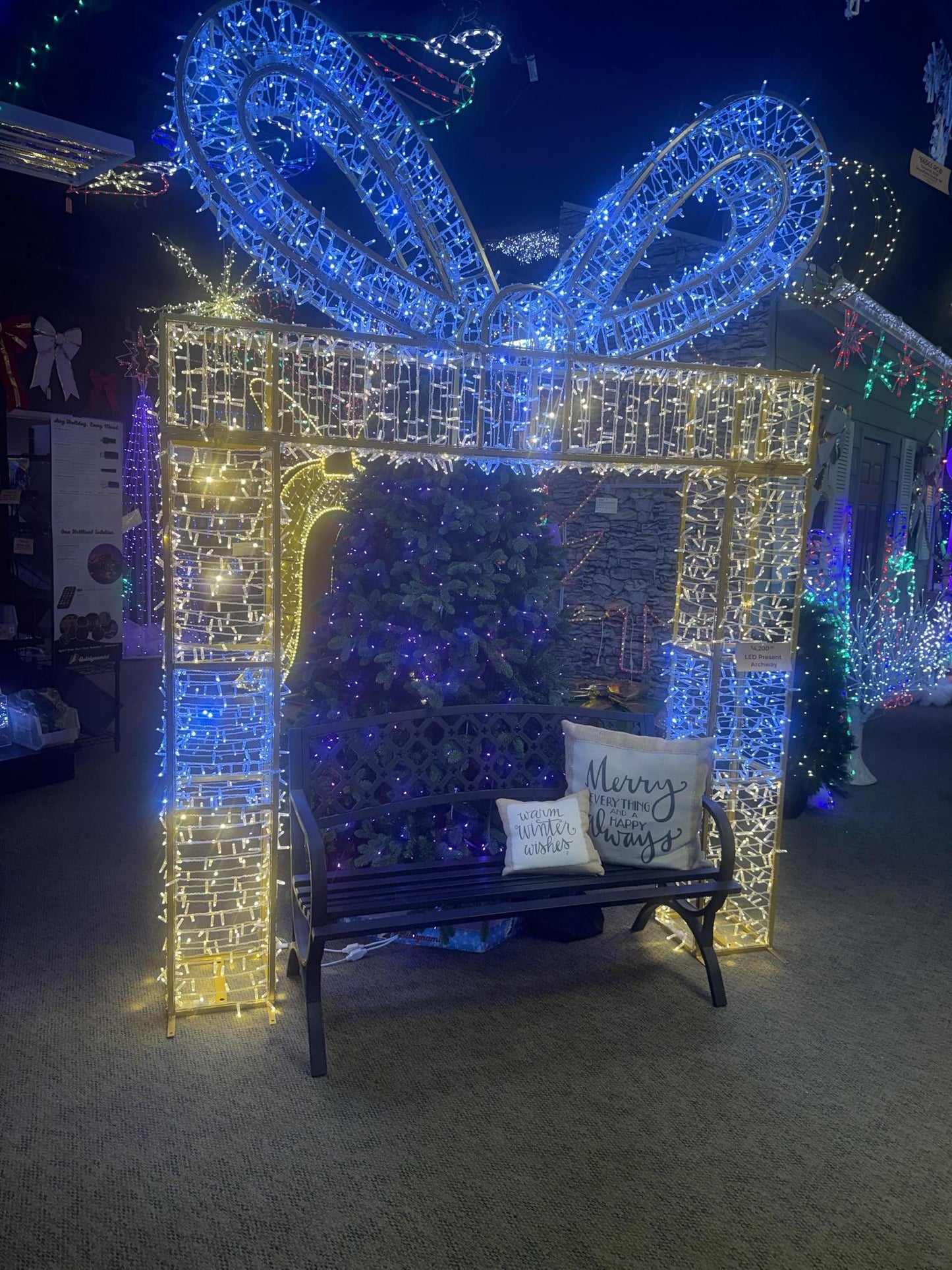 Holidynamics LED Warm White and Cool White Present Gift Box Archway